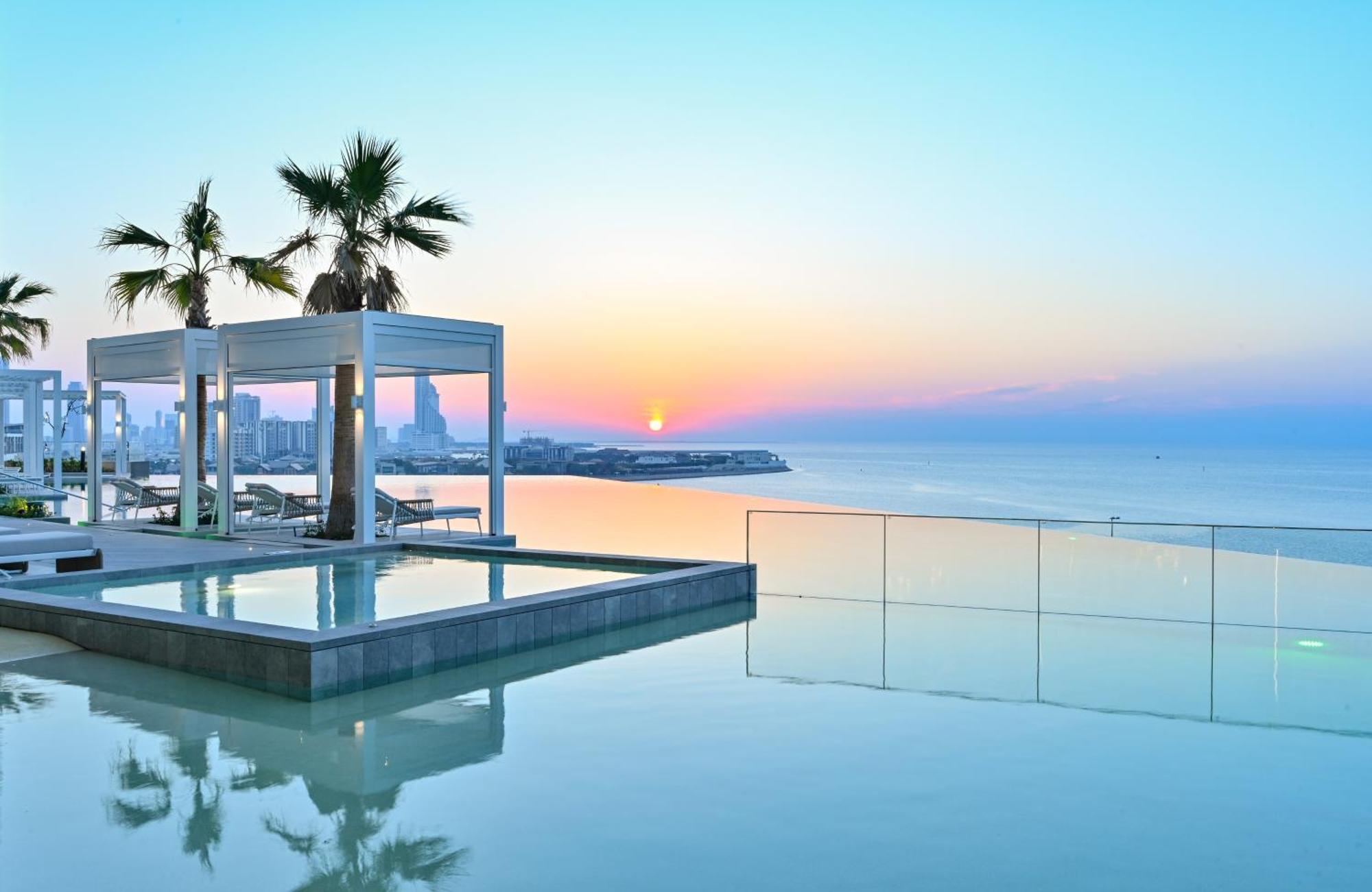 Onyx Rotana Hotel Manáma Kültér fotó The Westin Resort Marina El Alamein
